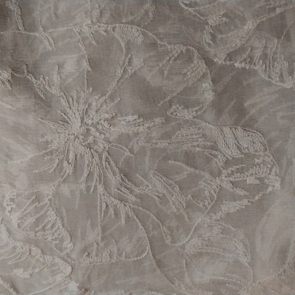 Sundance Gray Sheer Floral Lace Top Tunic Boho Bohemian Flowy Blouse Size L - Picture 9 of 9